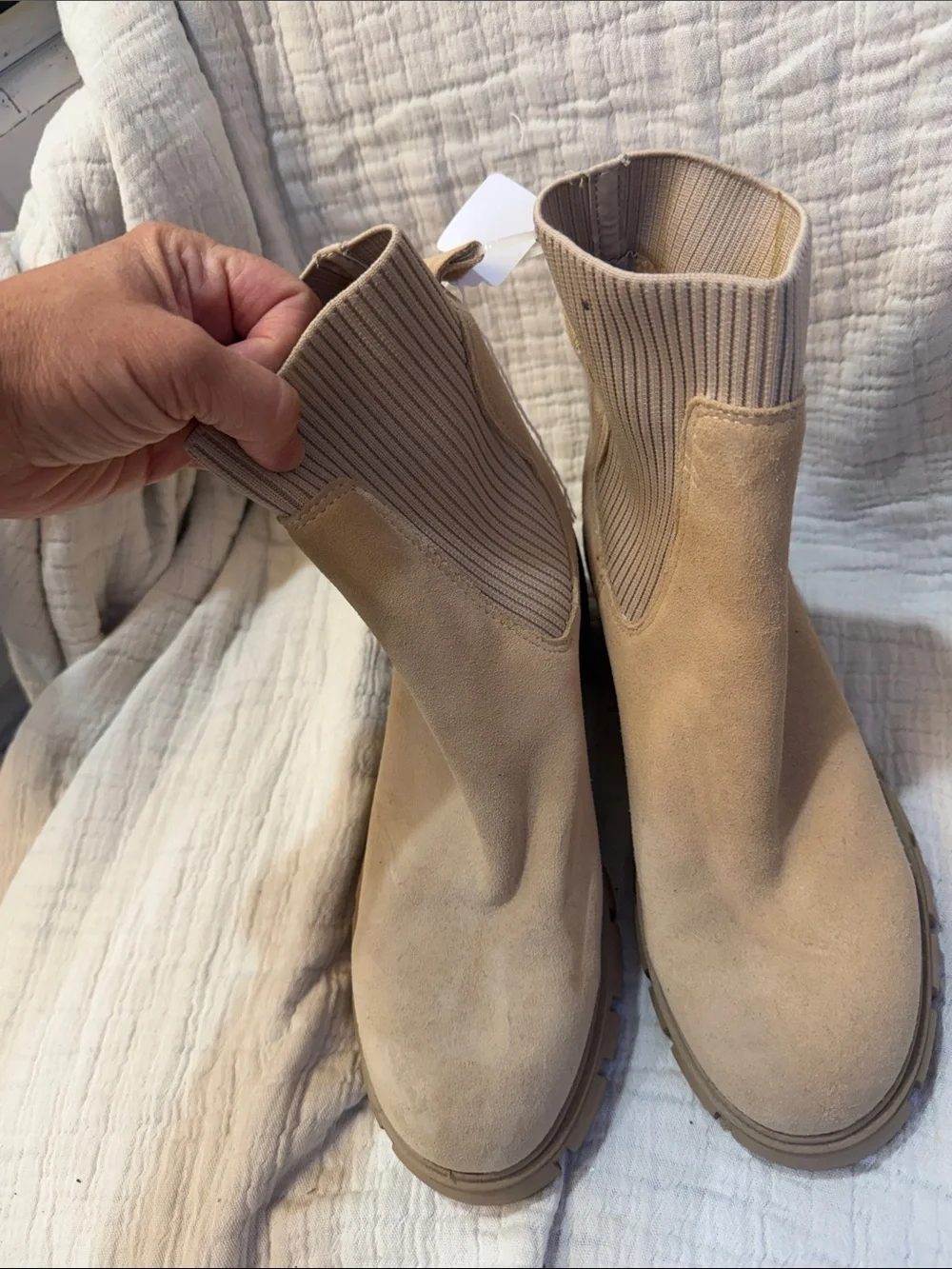 Women's Chunky Chelsea Boot - Taupe Suede Steve Madden size 9